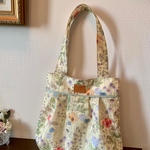 リバティビニコ♪縦型タックバッグ 〈Ｉ〉