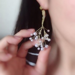 かすみ草ピアス