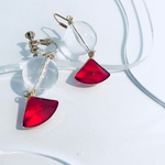 クリアボール×レッド ピアス / イヤリング