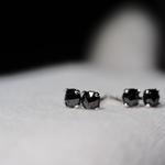 ブラックダイヤ４　　S925ロジウムコーティングピアス❀