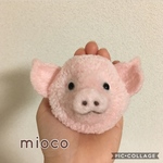ミニブタのポンポンブローチ
