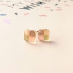  和菓子のような小さなしかくのイヤリング〔１〕