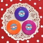 ヴィンテージ★レコードチャーム★3色セット