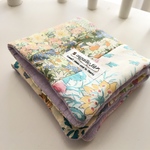  * ラプセニ *　22cm×22cm　リバティパッチワークと6重ガーゼのハンカチ　ガーゼハンカチ　タオル