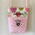 フロッキー・刺繍キッズポシェット (りんご×女の子とドーナツ)