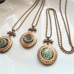 【再販】✨新色✨アンティーク＊FLOWER＊ロケットペンダント