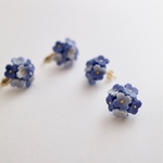 和菓子ピアス／イヤリング   『紫陽花の花手鞠 color:紫陽花の星』