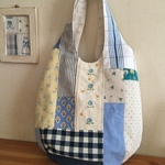 パッチワークのドロップバック 刺繍