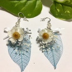 リーフをまとったブーケピアス イヤリング(3)