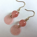 ストロベリークオーツとシェルプレート