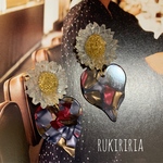 RUKIRIRIA #283 ゴールド フラワー×べっこうハート 大ぶり ピアス  大ぶりピアス 大ぶりイヤリング 