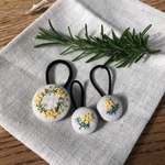 ミモザ刺繍のリネンヘアゴム大小3点set