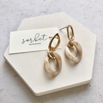メタル&アクリルマーブルチェーンピアス✴︎プラージュ 等好きな方