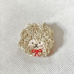 アルパカの刺繍ブローチ(ベージュ)