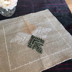 モロッコ刺繍  の花瓶敷き