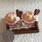 子ブタ屋アイス ストローベリーソース トレー付き