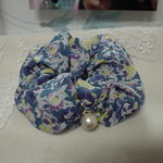 シルクのシュシュ