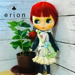 ブライスアウトフィット／エッフェル塔柄パーカーワンピ