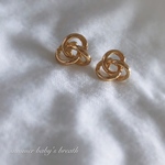 アレルギー対応✴︎再販11♡gold✴︎三連フープ チタンピアス