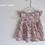 フリル袖チュニック　リバティMy　Little　Pace　８０