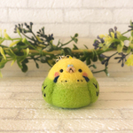 羊毛フェルト　セキセイインコ(緑)ストラップ