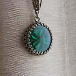 アンティークゴールド　４ leaf clover 　Intaglio Cabochon ネックレス
