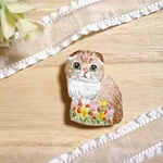 ネコの刺繍ブローチ 〜スコティッシュフォールド〜