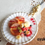 フレンチパンケーキストラップ　