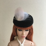 羽根付き帽子（黒×ピンク・白）【1/6 ドール服 帽子 12インチ】