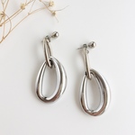 ダブルシルバーリングキャッチピアス／イヤリング