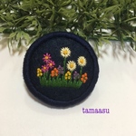 お花の刺繍ブローチ