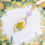 ミモザの押し花イヤホンジャック