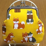  犬柄がま口財布
