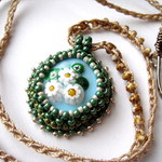 ガラス細工のお花ネックレスb