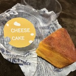 本物そっくり！焦がしチーズケーキのスクイーズ