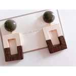 khaki cabochon × two-tone wood 