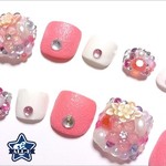 ペディキュアネイルチップ(フットネイル)－ビジューネイル・pink－