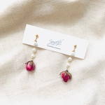 丸ごと薔薇ピアス/イヤリング
