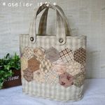 シックなプリント＊ヘキサゴンつなぎのトートバッグ２＊