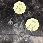 虹色に輝くガラス玉 ロング ピアス