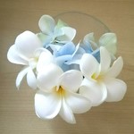 プルメリア 夏の髪飾り ホワイトブルー