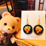 からあげのピアス