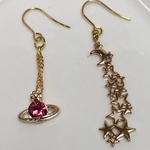 土星と流れ星のピアス