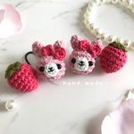あみぐるみ ヘアゴム  ピンクうさぎ＆ピンクいちご