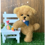 羊毛フェルトのトイプードルレッド