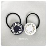 刺繍 くるみボタンのヘアゴム