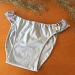 すっきりシルエットのふんどしパンツ アイスグリーン×フルーティフラワー