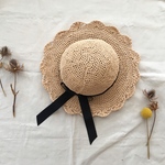 折りたたみもできるフラワーサマーハット　麦わら帽子
