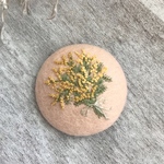 刺繍ブローチ ミモザ