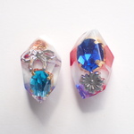 ビジュー入り鉱石のピアスor イヤリング🌼 レジン  鉱石レジン